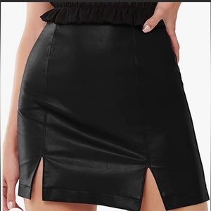 Mangopop Faux Leather mini skirt